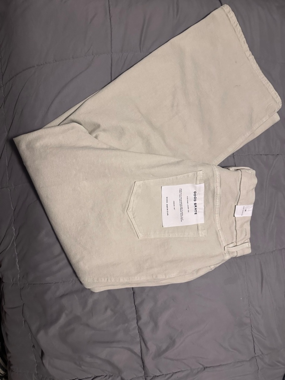 Good American Woman’s Light Beige Straight Jeans